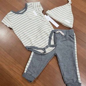 NWT Tahari Baby Boy 3 Piece Outfit Boy's Size 6/9 Months